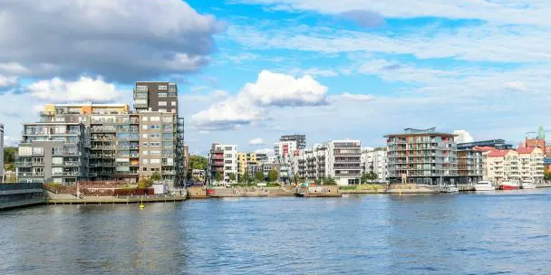 Lundby, Göteborg — Lindholmen och Sannegårdshamnen på södra Hisingen. Hitta privatägda veterinärer och djurkliniker i Lundby.